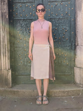 Load image into Gallery viewer, Medium long skirt
