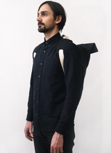 Load image into Gallery viewer, Bee