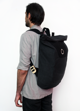 Load image into Gallery viewer, Bull